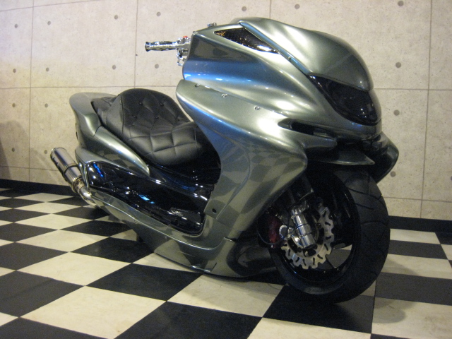 LSサイドカウル マジェスティC/250（SG03J）用(ゲル未塗装