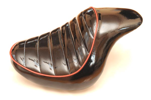 HONDA ホンダ MAGNA50 マグナ50 エナメルタックロール・赤パイピング