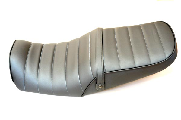 YAMAHA ヤマハ XJR400 アンコ抜き タックロール バイクシート張替え