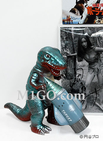 M1GO.com - NEWS - 新製品【ポーラーボーラ】【飛び出しウルトラマン