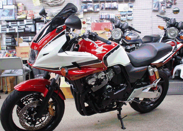 バイクパーツ・板金・塗装のゲンズヒラカタ（有限会社 森田商会）