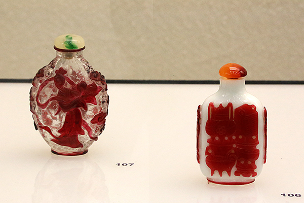 極小の超絶工芸、町田市立博物館で「ガラスの鼻煙壺」 | ニュース