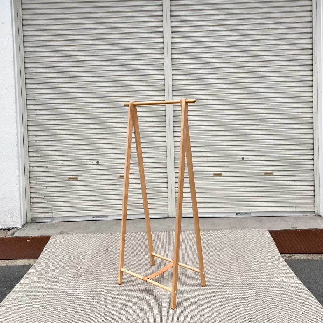 コサイン / cosine ドレスラック ハンガーラック 衣類掛け 木製