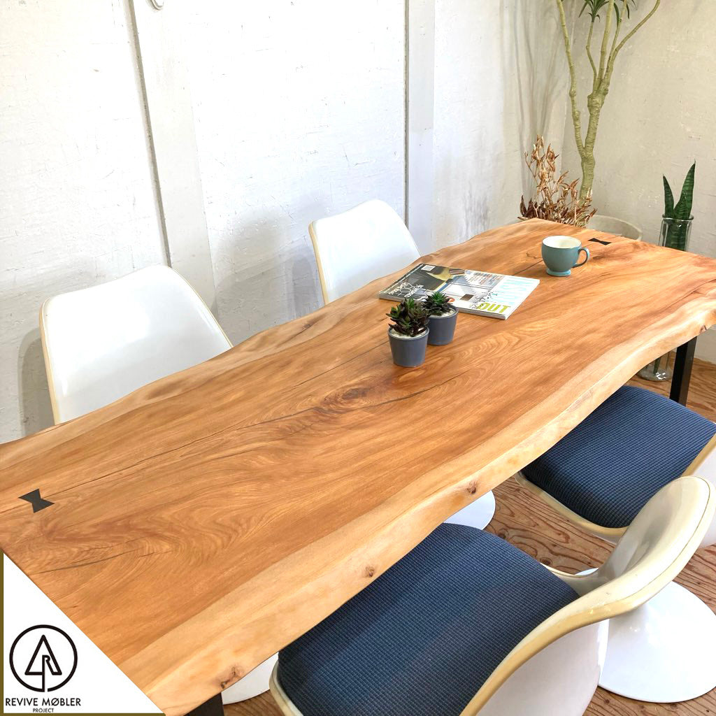 サクラの一枚板ダイニングテーブル 無垢材 リメイク家具 再生家具