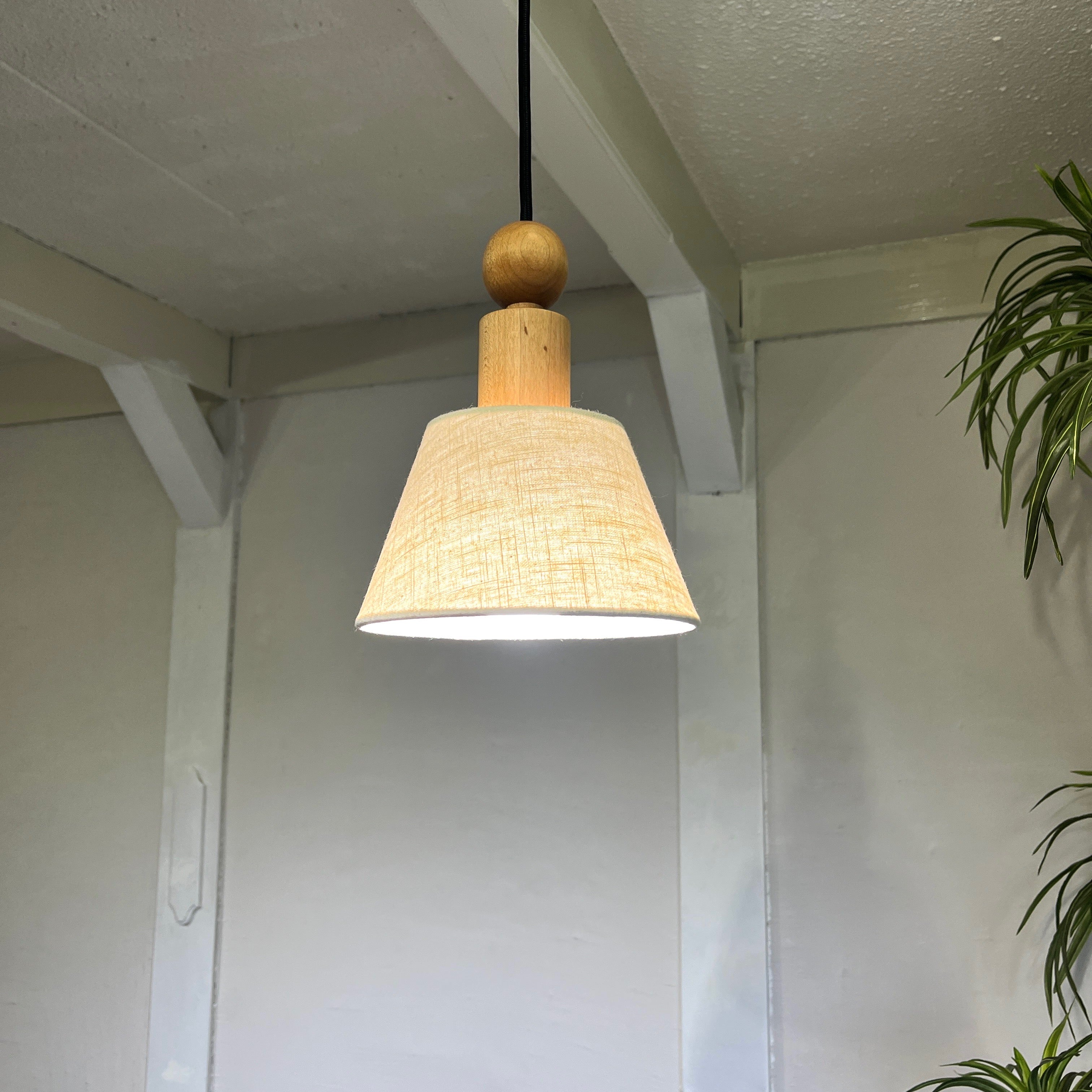 オルネドフォイユ / ORNE DE FEUILLES オリジナル シェードランプ