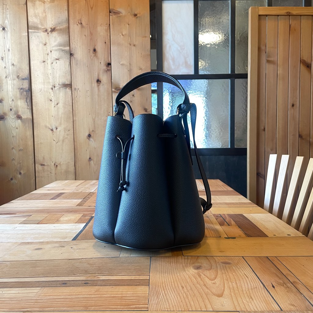 古着】ポレーヌ / Polène カヌレバッグ Numéro Huit ブラック 本革