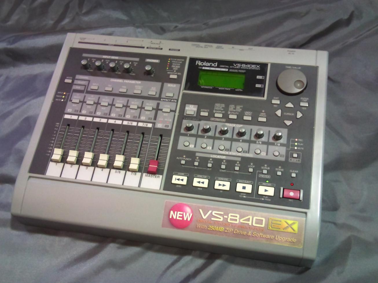 Roland VS-840EX