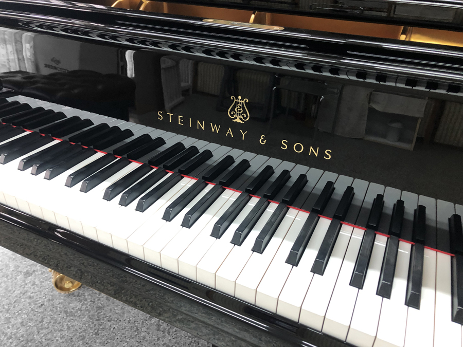 スタインウェイフルコンサートグランドピアノD-274（1961年ハンブルク製）