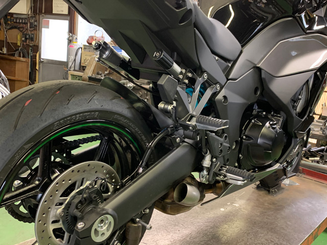 Ninja1000SX｜POWERBOX TWOTAIL(2BL-ZXT02K)｜SP忠男 | オリジナル