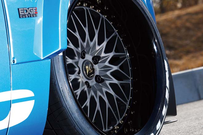 WORK VS XV】WORKの放つアイテムは王道のメッシュスタイル！