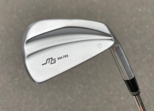 三浦技研 KM-700 Iron を打ちました (ANSERFREAK)