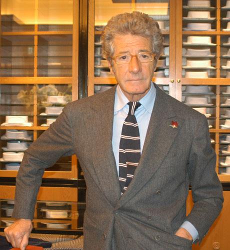 asahi.com： タイ・ユア・タイ創業者のフランコ・ミヌッチ氏 - 写真で