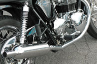 製品情報：TRIUMPH BONNEVILLE T100 | BEET JAPAN INDUSTRAY CO.,LTD.