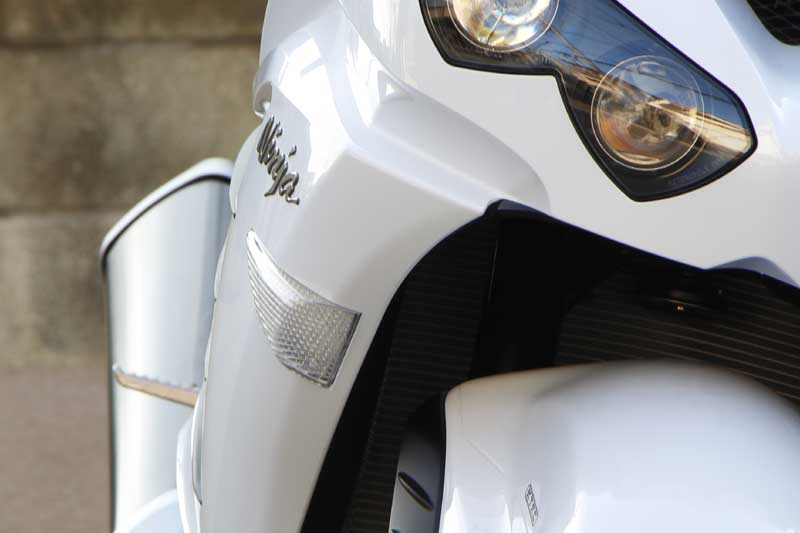 カワサキ ZX-14R用カスタムウィンカー｜BOSSCOM