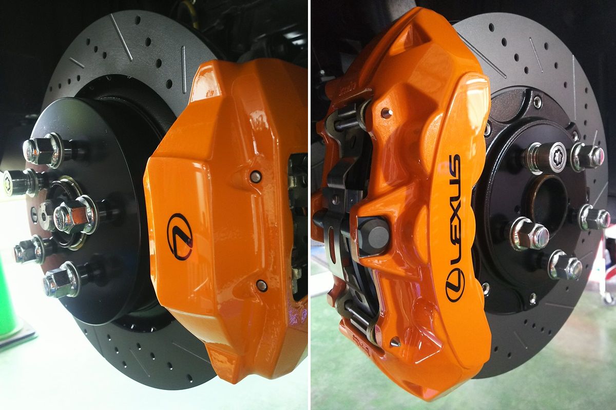 レクサスGS300h FスポーツにIS-FブレンボキャリパーKIT日帰り装着