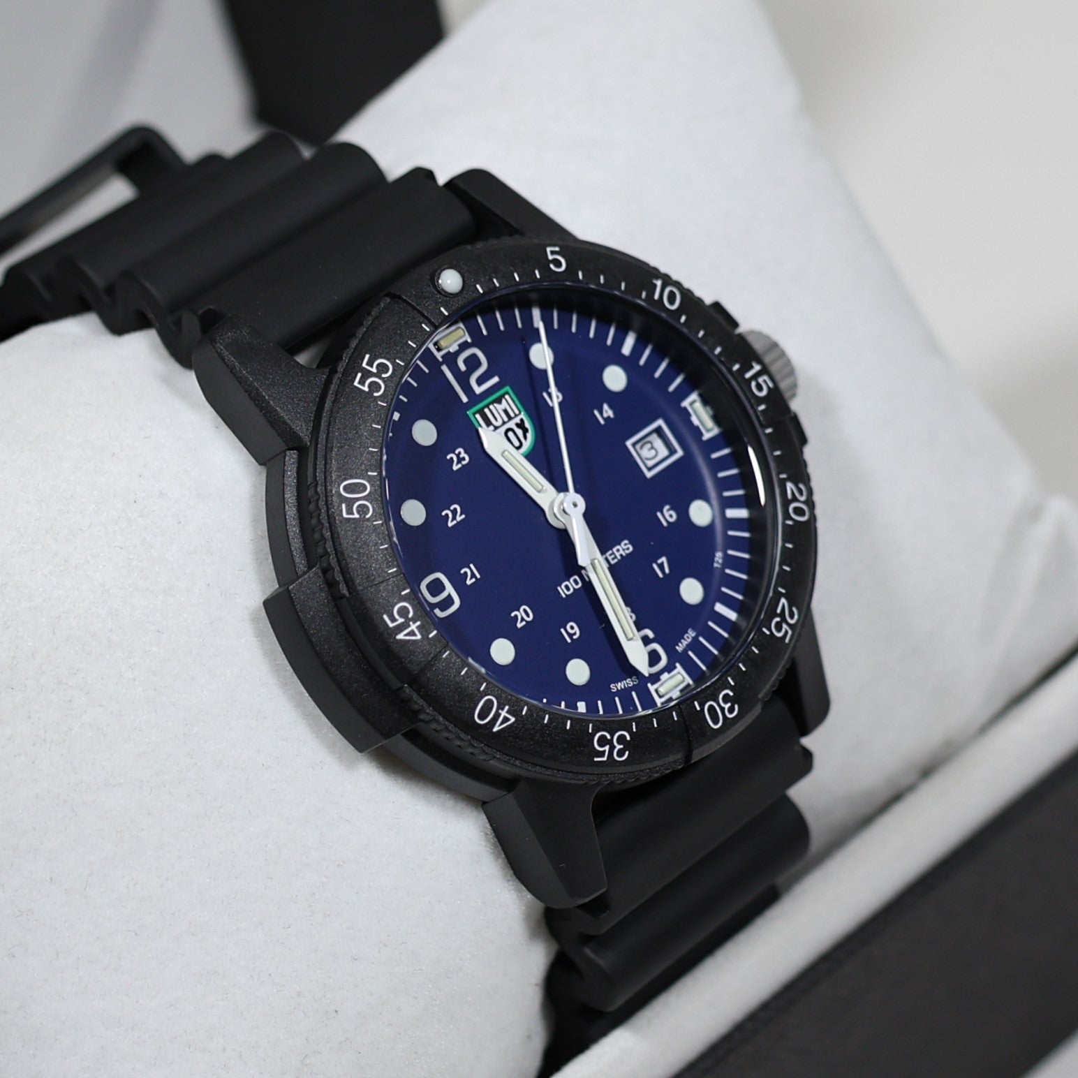 Luminox Sea Bass Carbonox Case Black Polyurethane Strap Men's