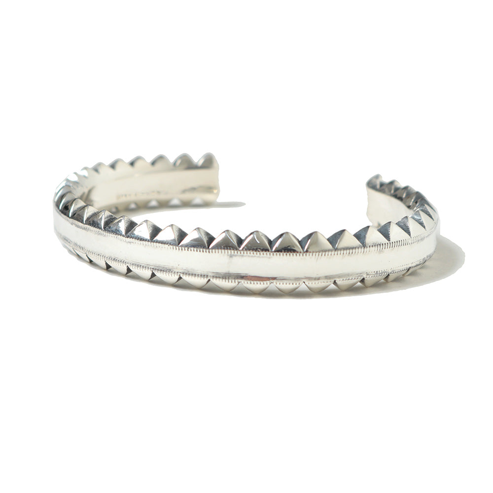 nonnative (ノンネイティブ) DWELLER STUDS BANGLE 925 SILVER by END
