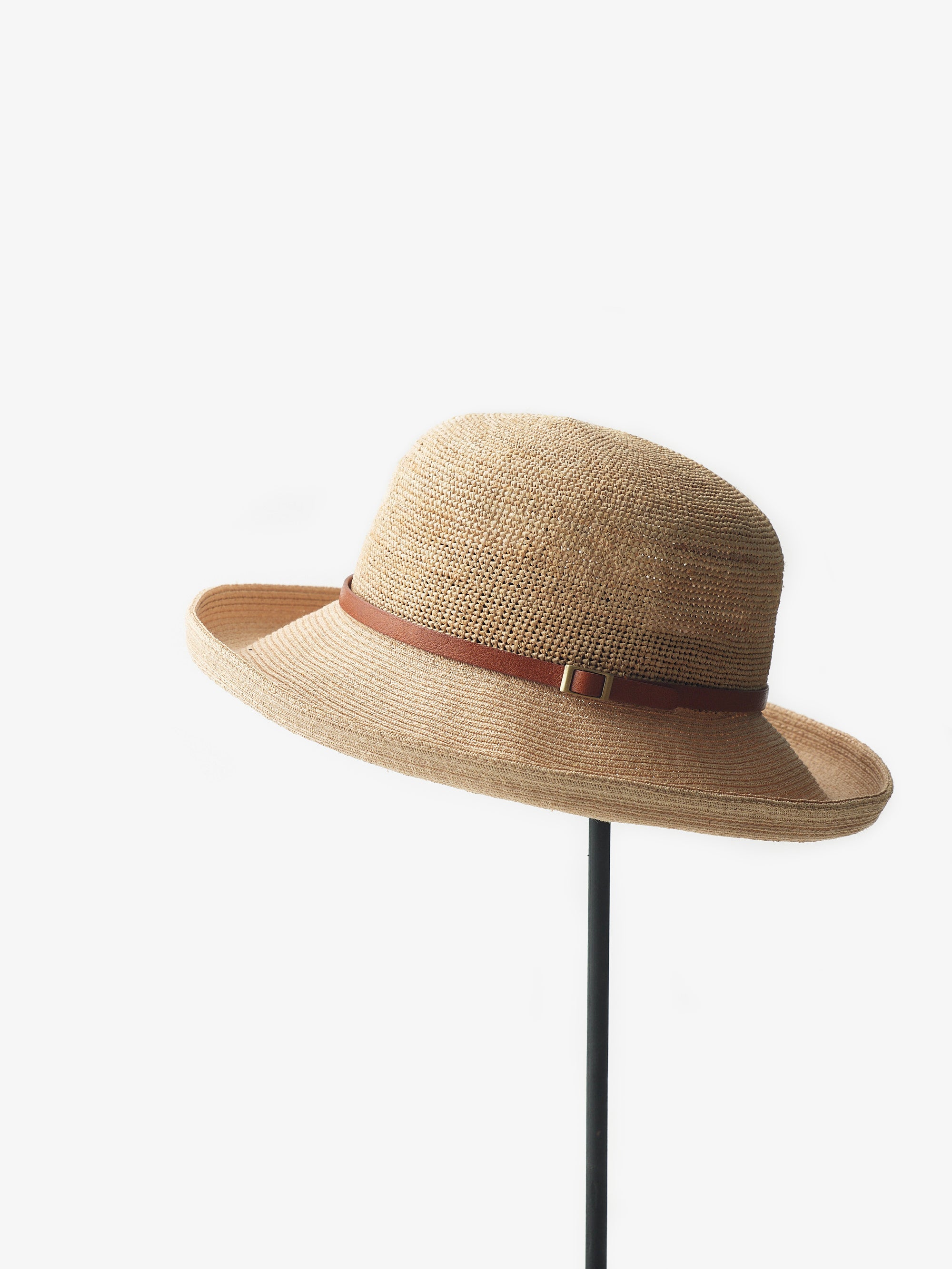 極細ラフィアかぎ編み ラフィアブレード コンビ革ベルト｜石田製帽