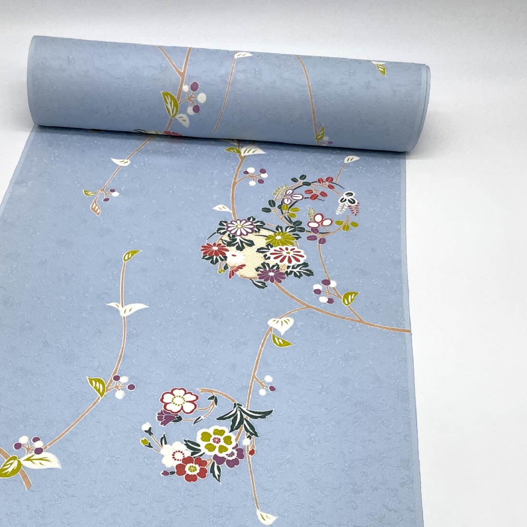 リサイクル着物】反物 小紋 正絹 蒼白色（そうはくしょく） 京友禅 花