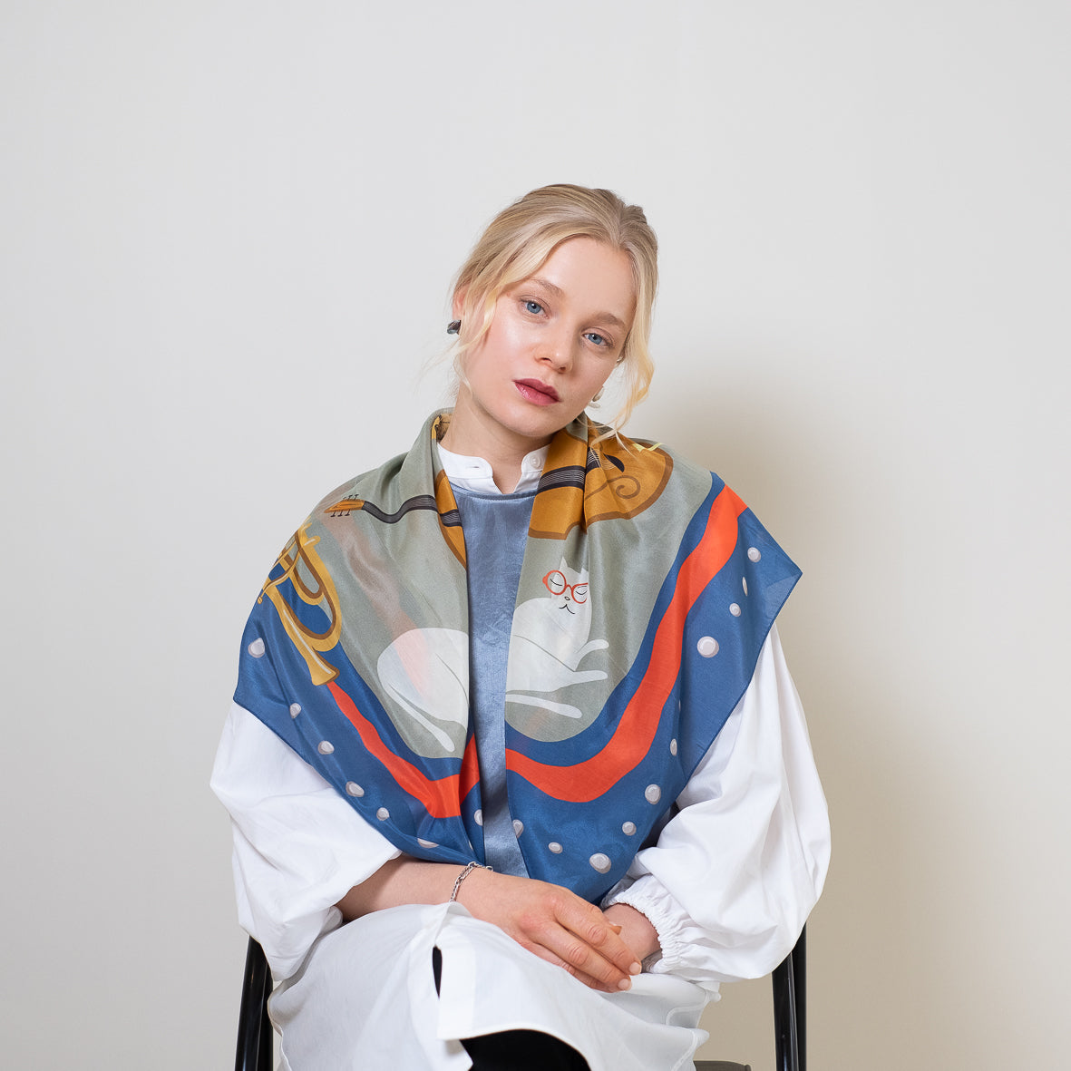 Silk Cotton 'Jazz Cats' navy 大判スカーフ – YARN&COPPER