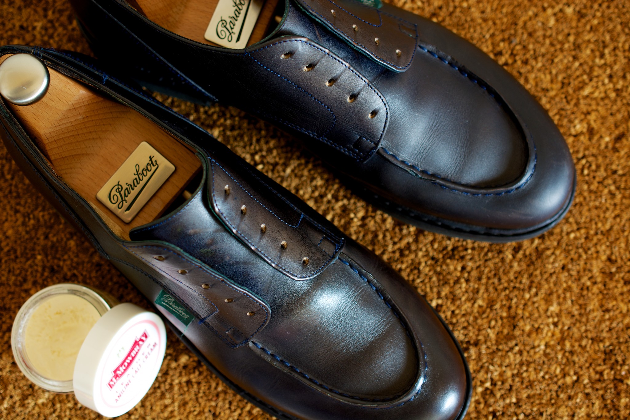 パラブーツ】シャンボードNuitの白紐を新調 & ネイビー化計画に