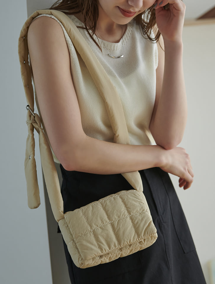 Edit Sheen キルティングナイロンミニショルダーバッグ | 人気