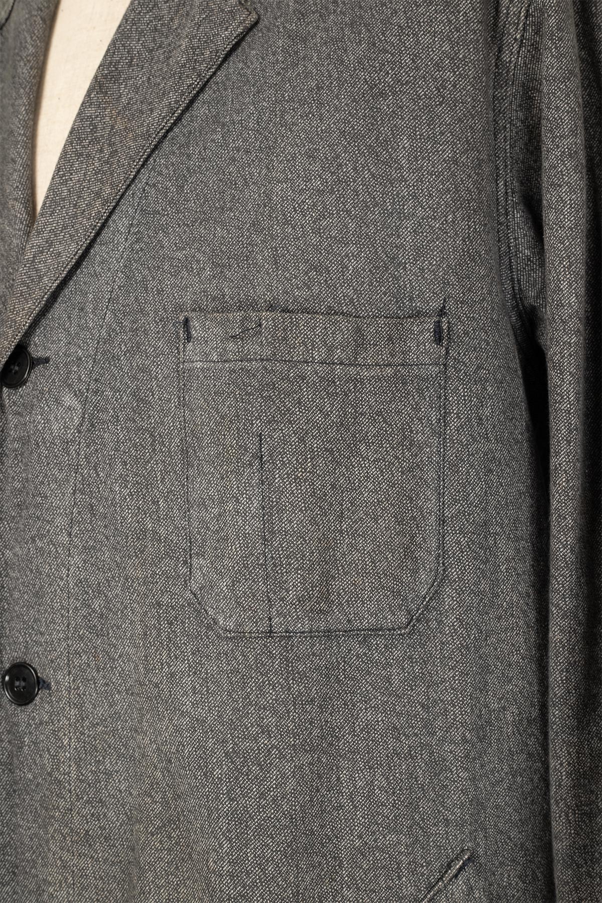 50s ”Adolphe Lafont ” Black Chambray Atelier Coat | 57 Rue de Rome