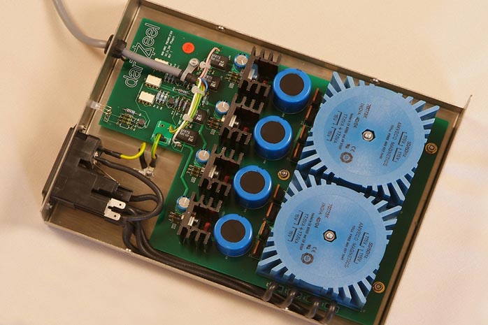 6moons audio reviews: darTZeel NHB-18NS