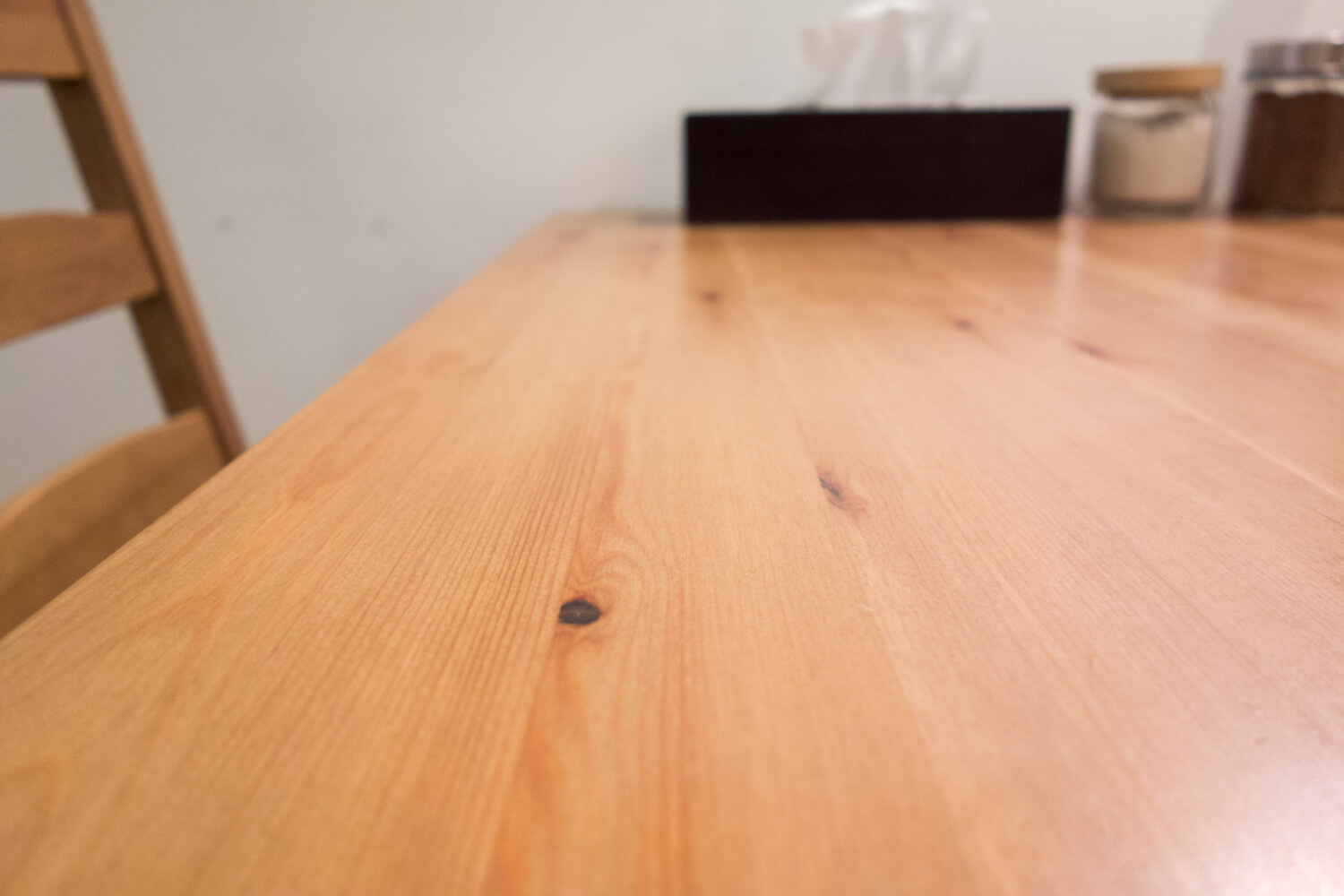 コスパ最強。IKEAの格安ダイニングテーブル、JOKKMOKK(ヨックモック)の