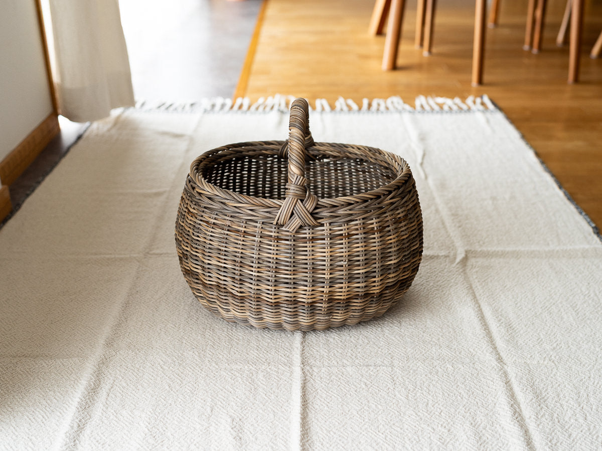 むきあけび蔓で編まれた一本手丸バスケット 買い物や外出に – 市川籠店