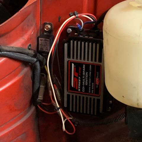 旧車の点火系強化。BMW2002にイグナイターとMSD。