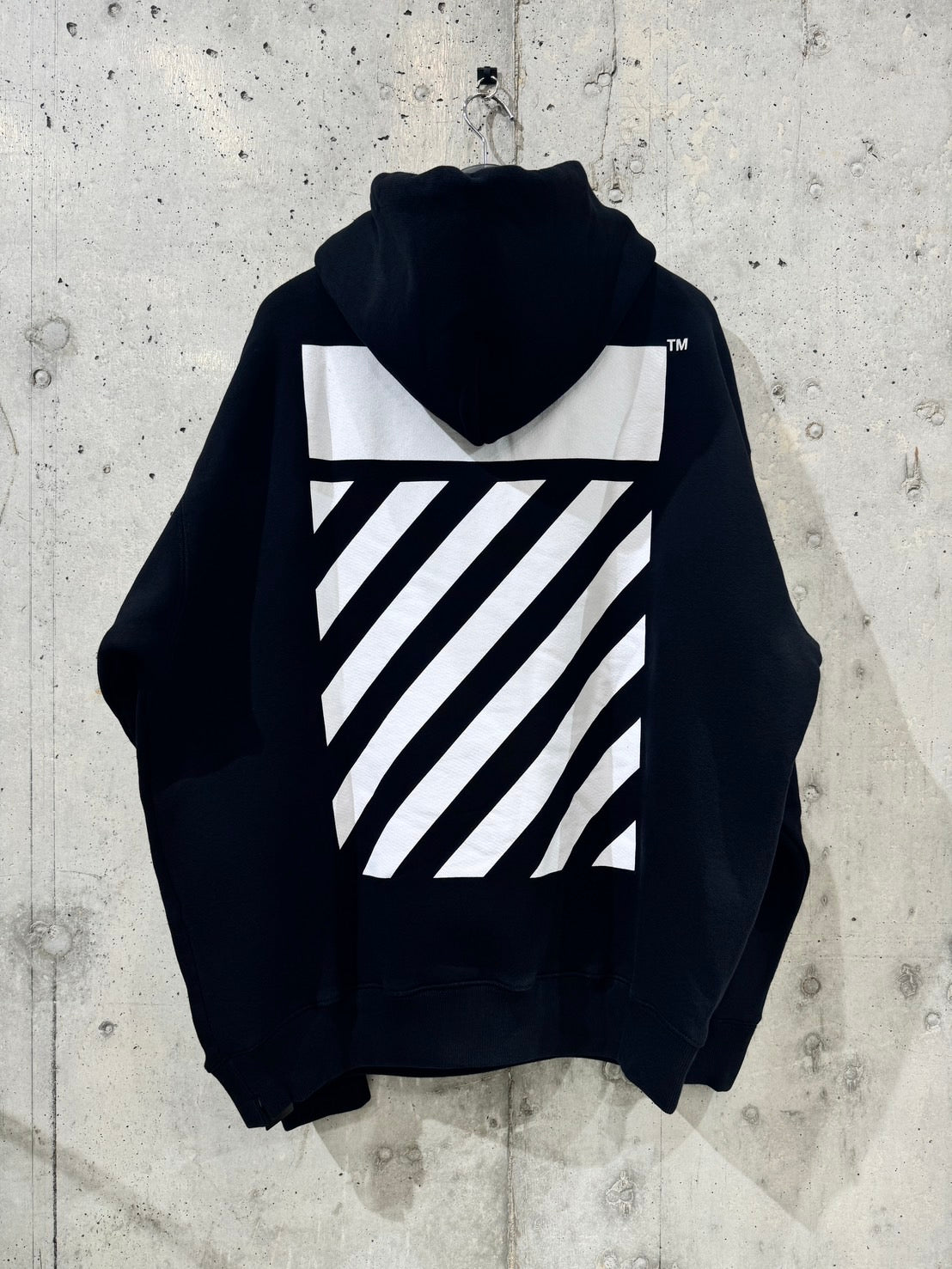 OFF-WHITE – 318Store/SAVA!