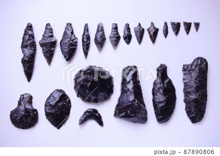 矢じり 石器 打製石器 縄文時代の写真素材 - PIXTA