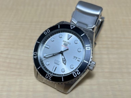 セイコー(SEIKO)5スポーツSRPB87レビュー】自動巻き(手巻き・ハック