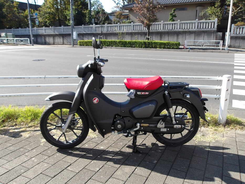 ホンダ スーパーカブC125 マットアクシスグレーメタリック