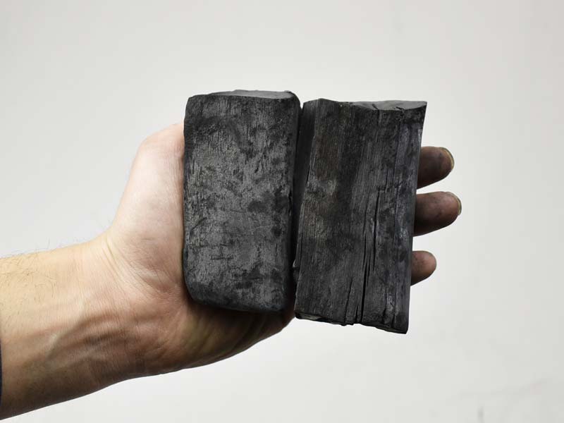 ラオス備長炭 荒割大15kg | 業務用備長炭・オガ炭・木炭販売の専門店