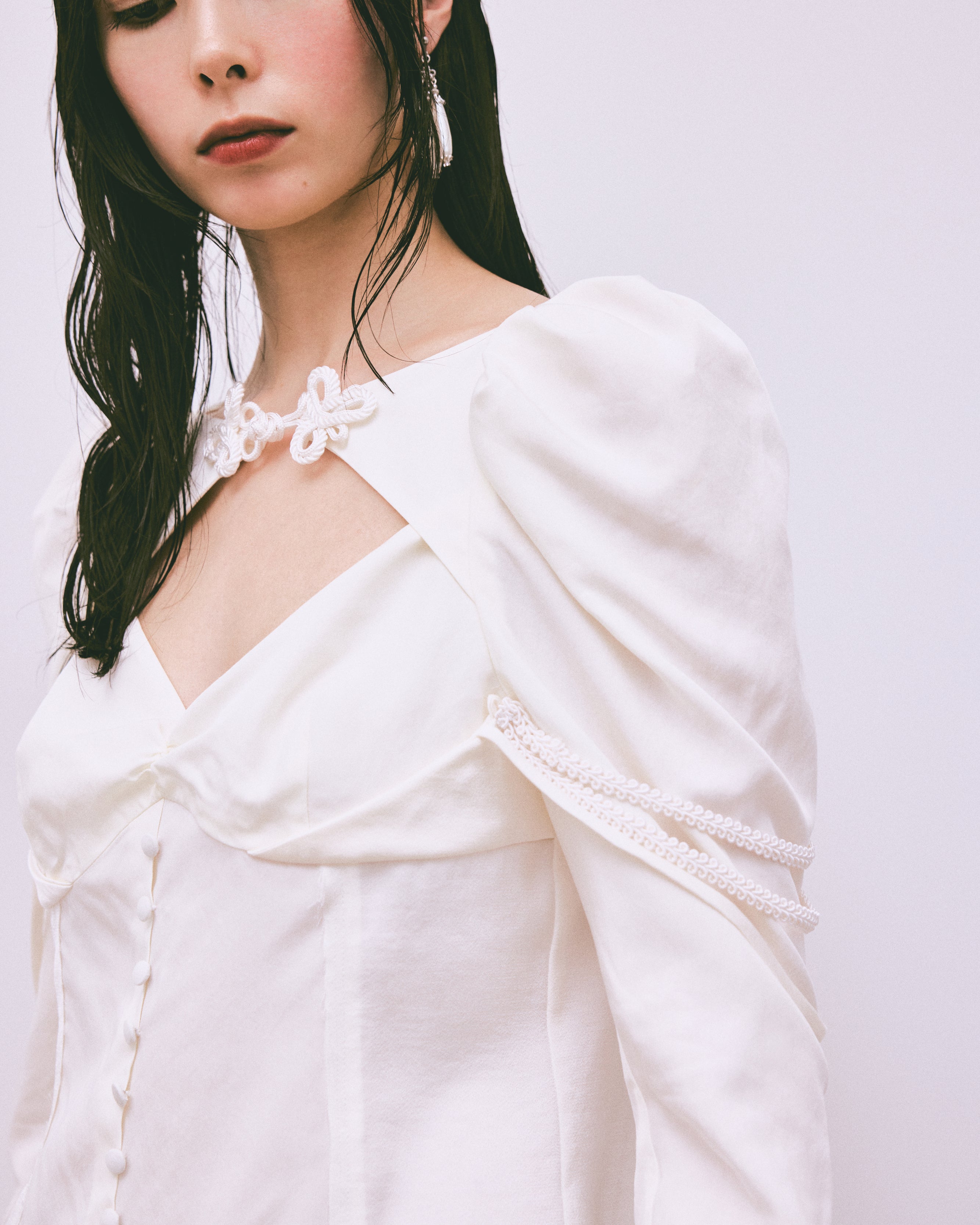 layered bra puff sleeve blouse White【stock】 – tanakadaisuke