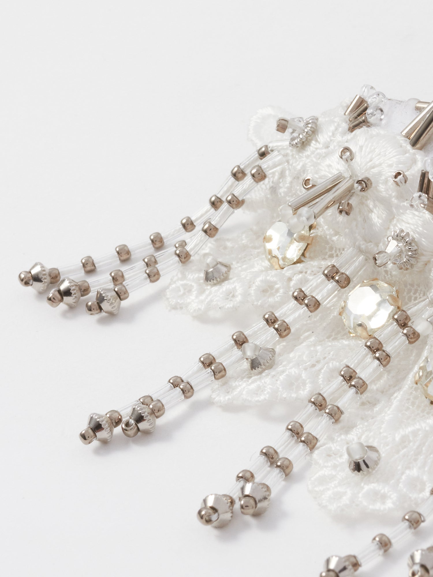 tanakadaisuke Snow bijou barrette