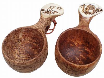 Pahkataide パッカタイデ社製 Visakoivukuksa luulla シカ角で装飾され