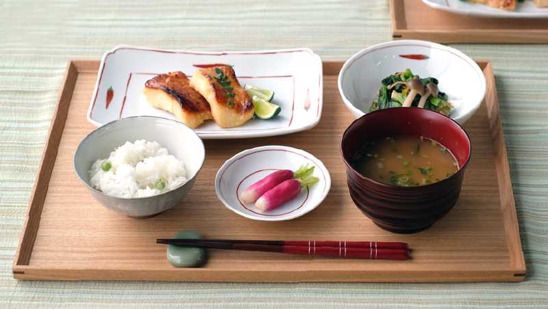 折敷、お盆、トレイの商品一覧 おしゃれな和食器通販 たち吉