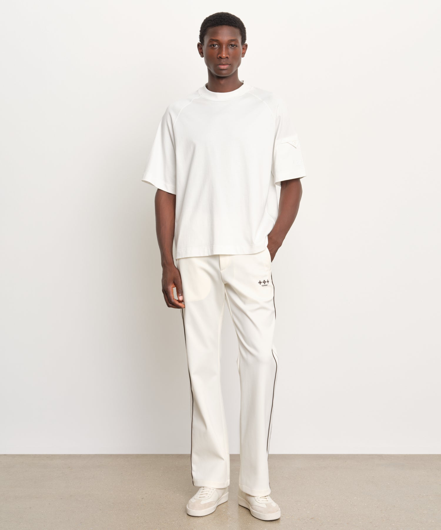 Tシャツ・ポロシャツ(24アイテム) | タトラス公式オンラインストア