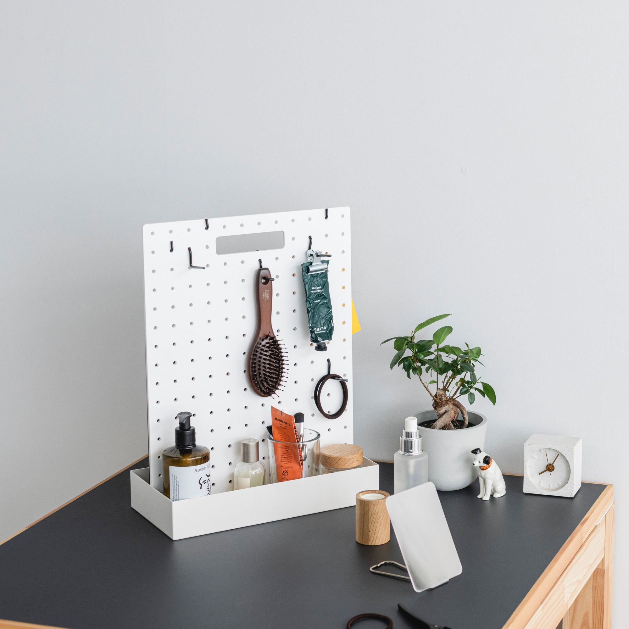 WALL FOR ONE TOOLBOX