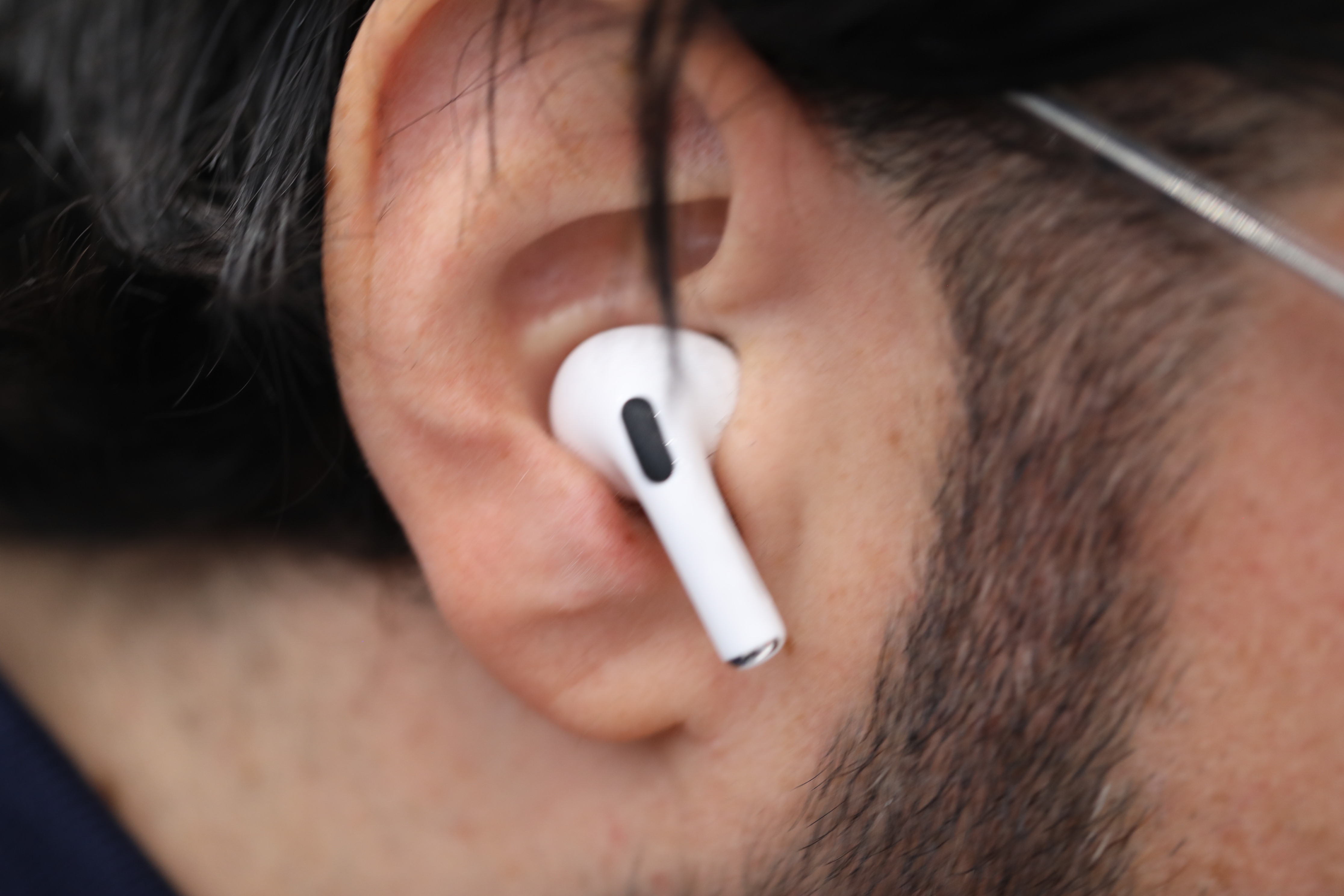 Let's check out the new AirPods Pro