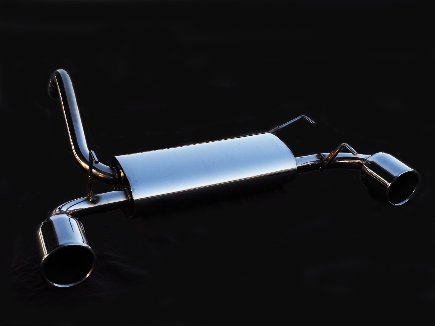 アバルト595 マフラー 大径2本出し仕様