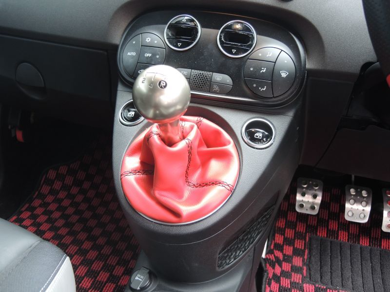 TEZZO バレルンガ 本革シフトブーツ for アバルト500/595 MT - TEZZO STYLE