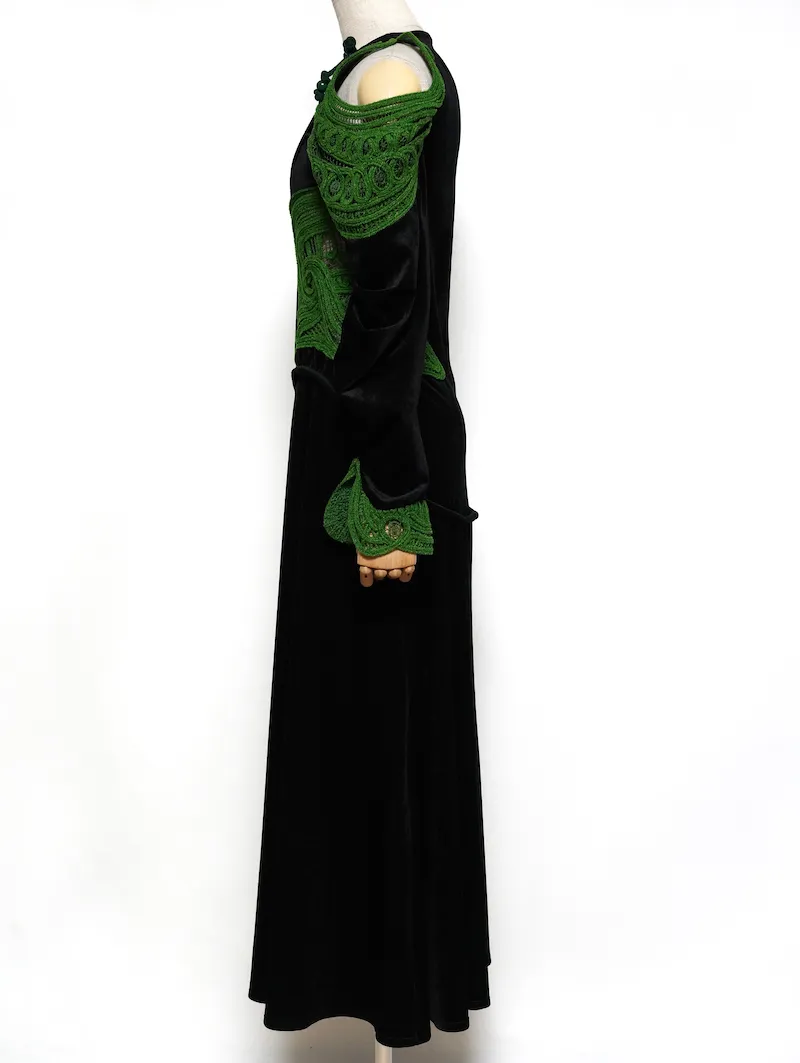 Mame Kurogouchi（マメ クロゴウチ） コードエンブロイダリー