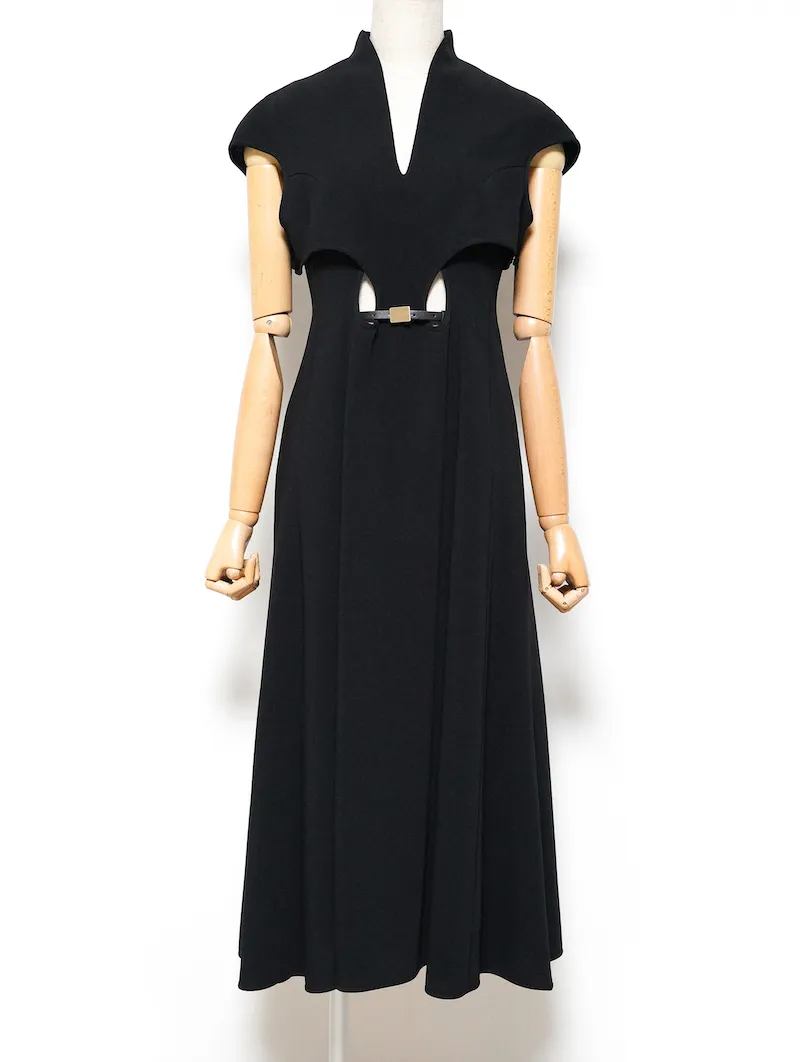 Mame Kurogouchi（マメ クロゴウチ） フレアホールドレスwithレザー