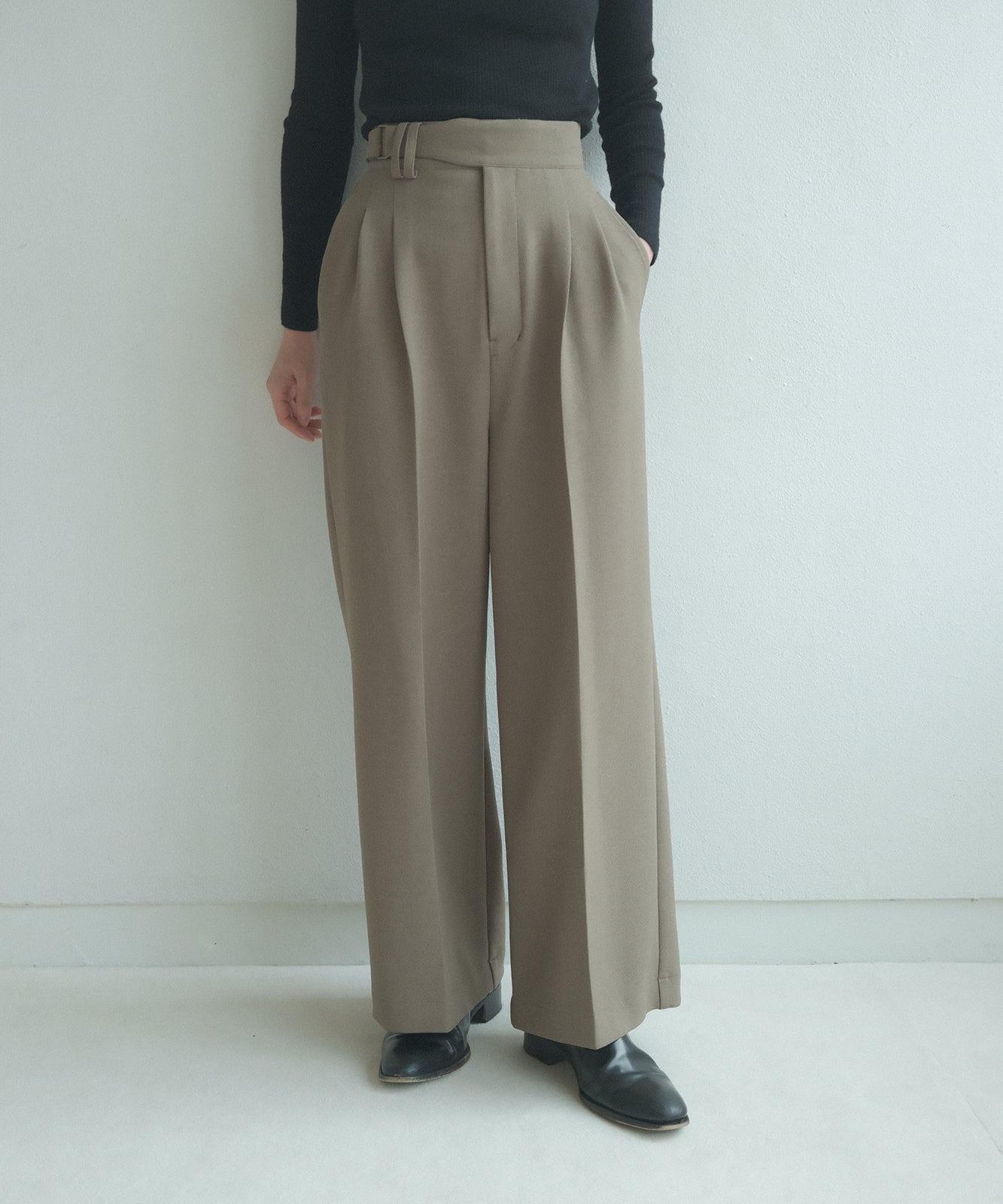 ≪通常販売≫double fold tuck pants（ダブルフォールド タックパンツ