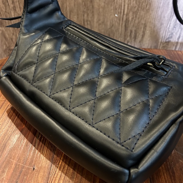 ラングリッツレザーズ レザーウエストバッグ アウトサイドポケット