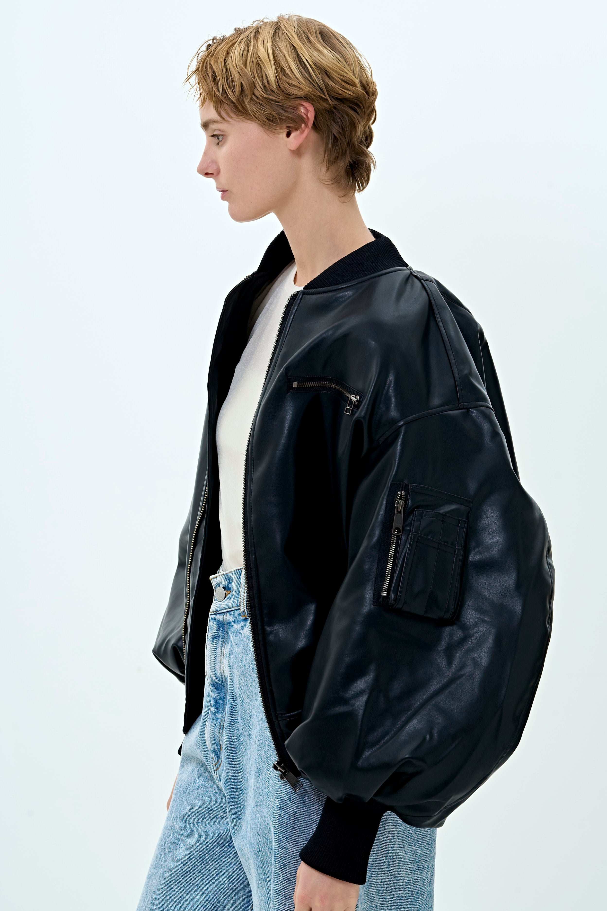 Oxford Leather MA-1 – THE TOÉ